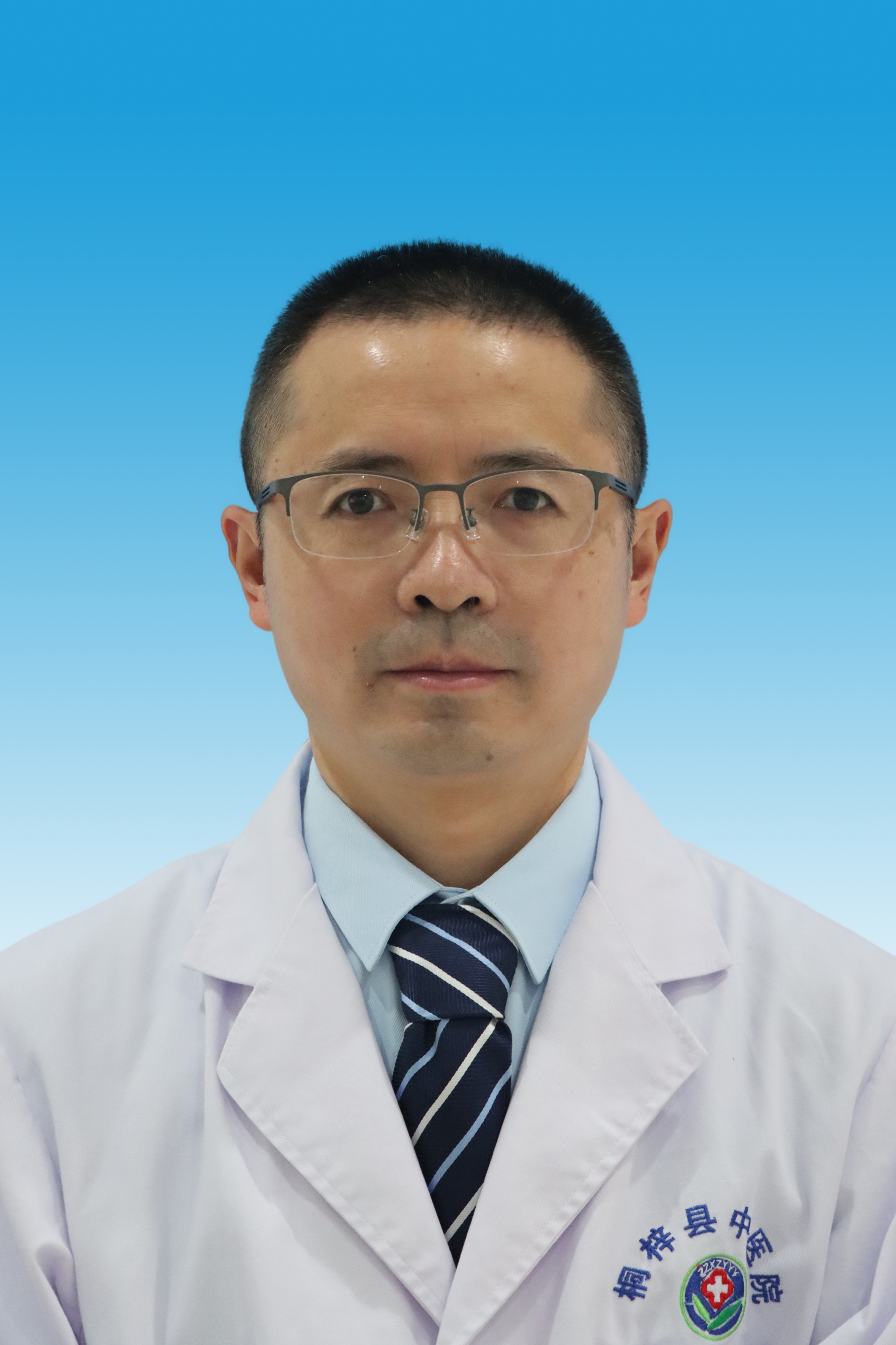 李伟民（修）(1).jpg