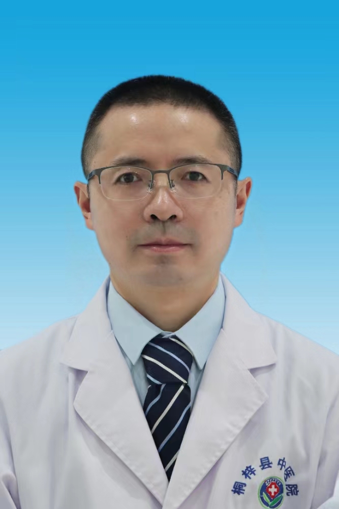 李伟民 主任.jpg